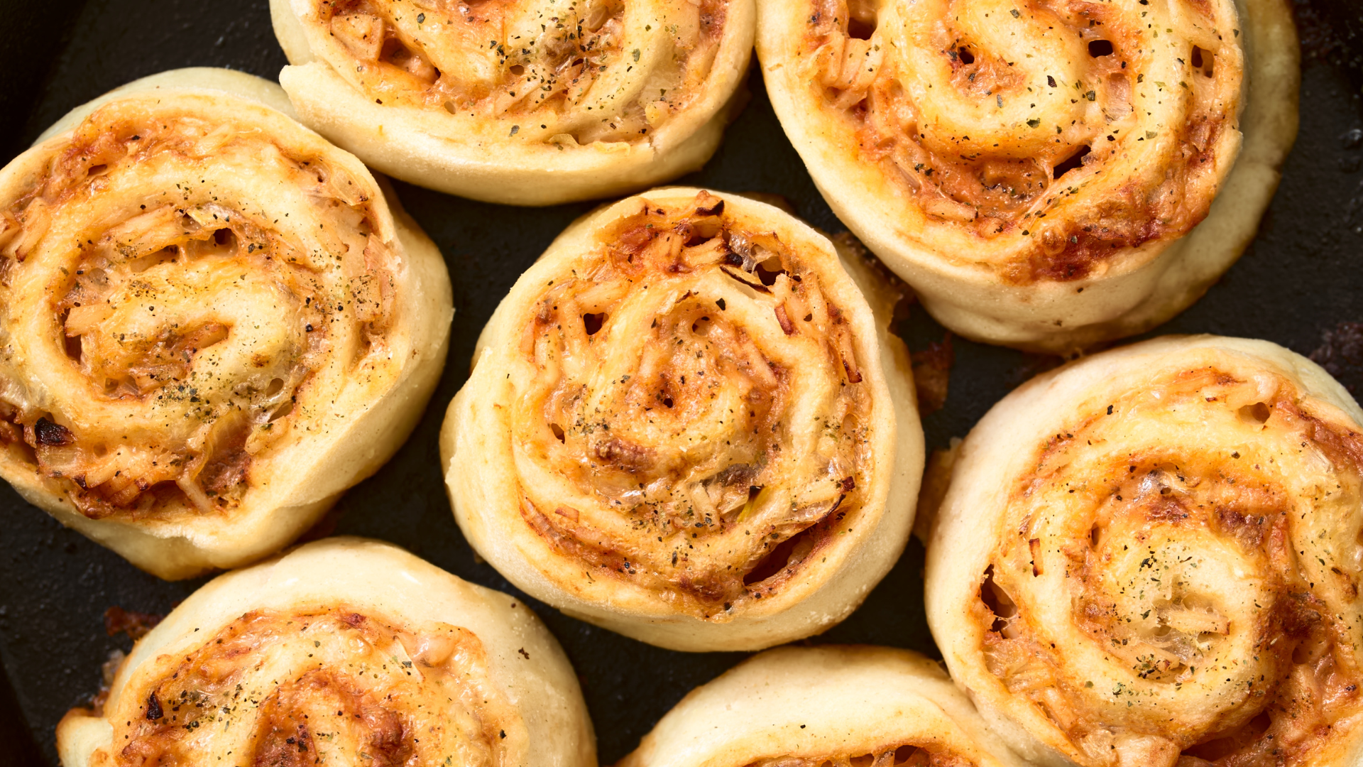 Pizza Rolls Oignons Gouda Origan